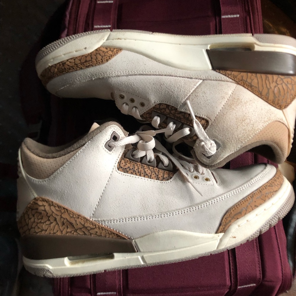 Jordan 3 Palomino no box lightly worn